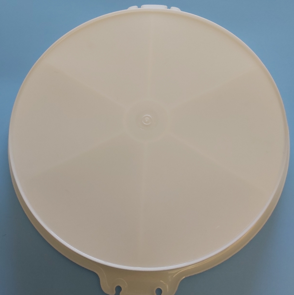 Vintage tupperware